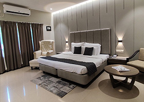 Luxury Hotel