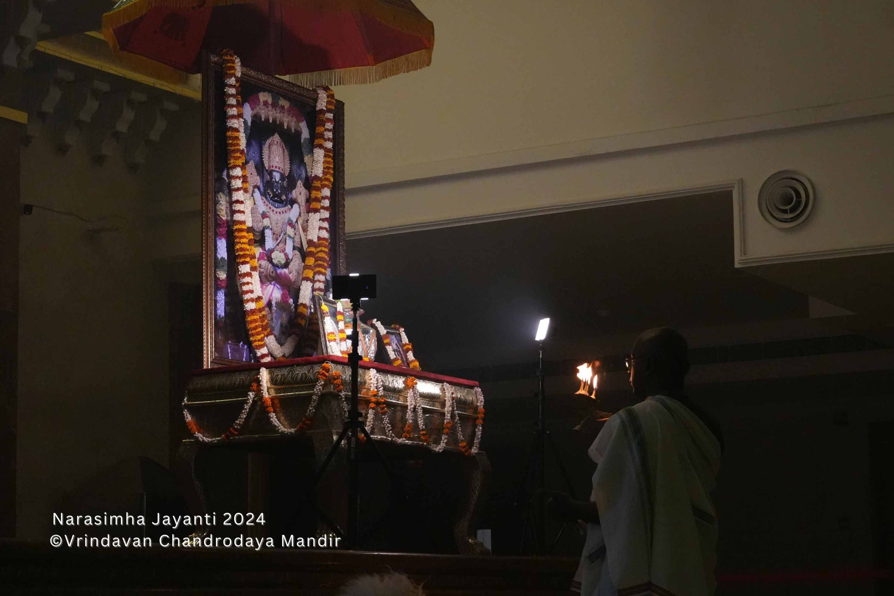 Vrindavan Chandrodaya Mandir celebrated Sri Narasimha Jayanti